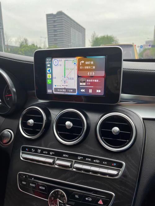 奔驰无线CarPlay：畅享智能驾驶新体验